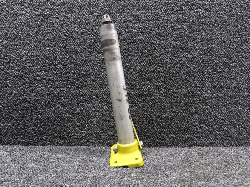 43286-002 Piper PA-31T Main Landing Gear Brace Pivot with Fitting