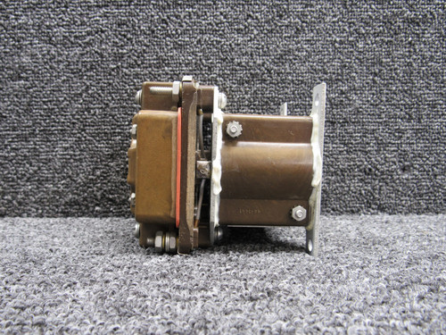 9565H13A Cutler-Hammer Relay (28V, 100A)