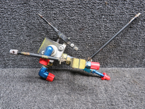 492-297, Hoof A59 Piper PA23-250 Scott 4600 Fuel Valve Assembly w Lever