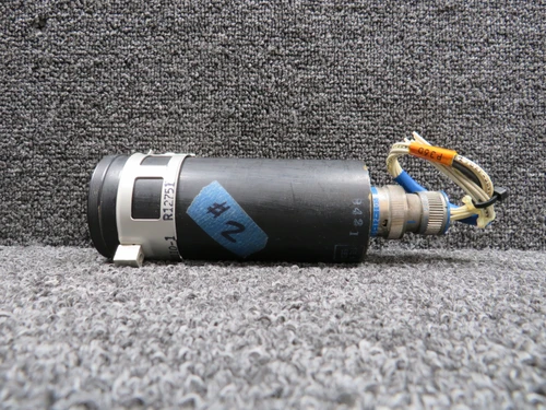 397-02844 (Alt: 45AS86825-7) Edison Dual Pressure and Temp. Indicator (28V)