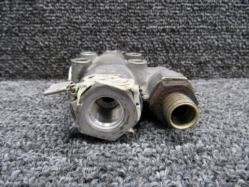 5059-4 (Alt: 10-62240-1) Boeing 737-800 Hydraulic Shuttle Valve