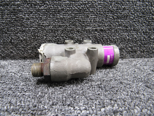 5059-4 (Alt: 10-62240-1) Boeing 737-800 Hydraulic Shuttle Valve