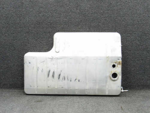 0592300-4 Cessna R172K Fuel Tank Assembly RH