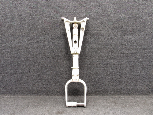 5842000-228 Cessna 310Q Nose Gear Strut Assy