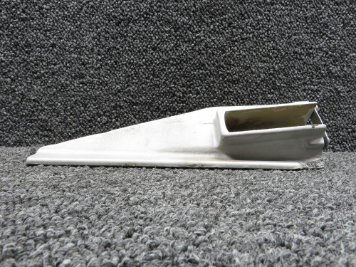 0741014-496 Cessna Main Landing Gear Step RH (Chipped Corner)