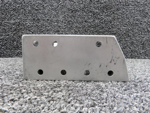 0541121-1 Cessna 172K Main Landing Gear Bulkhead Support Outboard LH