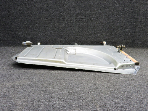 265-333301-2 Sabre NA-265-60 Main Landing Gear Wheel Door Assembly RH (Core)