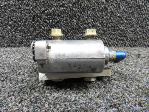 369H92566 Hurst Airheart Rotor Brake Master Cylinder with Stop