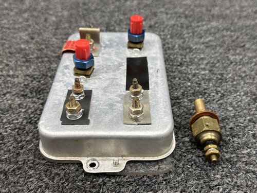 764-437 Piper PA24-260 Instrument Cluster Temperature Indicator with Probe (14V)