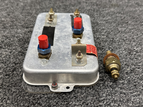 764-437 Piper PA24-260 Instrument Cluster Temperature Indicator with Probe (14V)