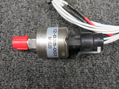 12-635-003 Cirrus SR22 Manifold Pressure Sensor with Wiring Harness