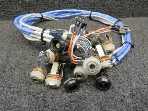 50298-001, 50297-001 Cirrus SR22 Headset, Microphone Jack Set of 15