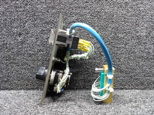 285A1700-10 (Alt: GM527352-11) Boeing 737-800 Lighting Control Module