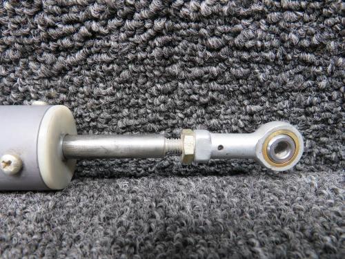 15660-001 Cirrus SR22 Roll Trim Cartridge Assembly