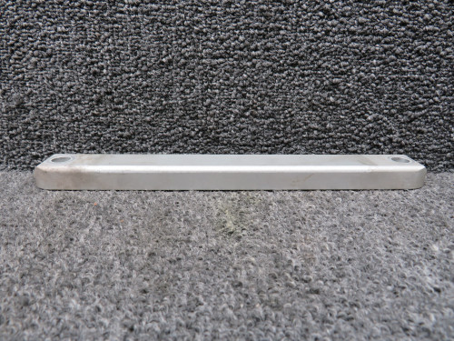 16939-002 Cirrus SR22 Lower Main Gear Attach Clamp