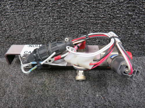 100N1020-5 Cirrus SR22 Oxygen Regulator Valve Assembly