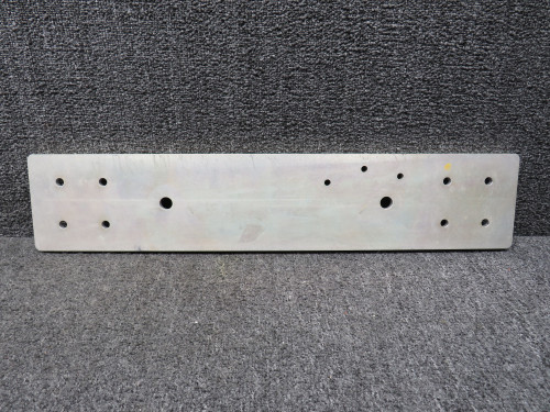20131-003 Cirrus SR22 Parachute Cross Beam Mount