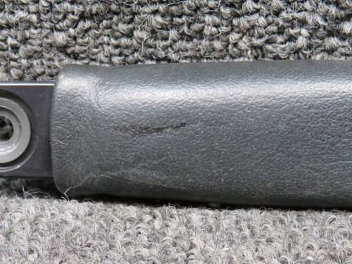 15173-001 Cirrus SR22 Cabin Door Handle