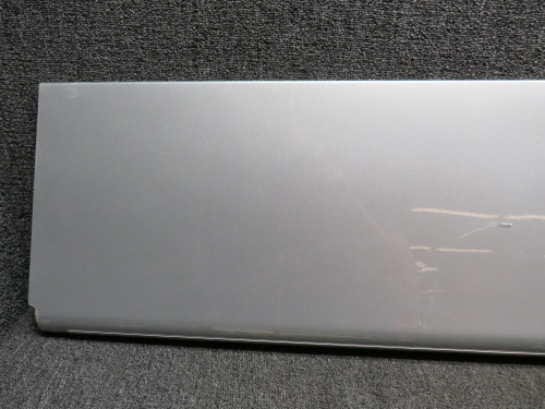 16875-002 (Use: 16875-004) Cirrus SR22 Aileron Assembly RH