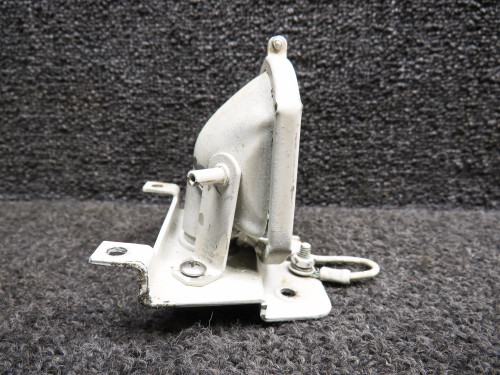 30-1095-13 Beechcraft King Air 200 Recognition Light Assembly LH (Volts: 28)