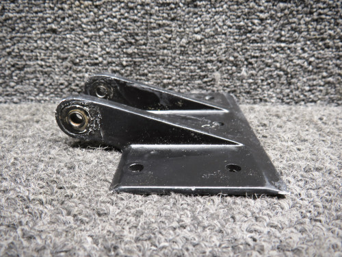 5565440-10 Cessna 500 Elevator Trim Tab Horn