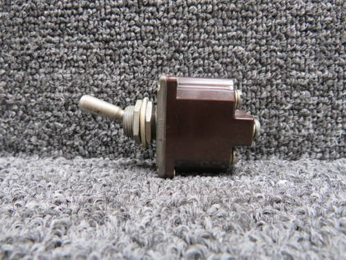 MS24524-23 (Alt: 8501K4) Cutler-Hammer Toggle Switch