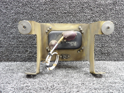 284A3151-3 Boeing 737-800 Auxiliary Power Unit Bay Light Assembly