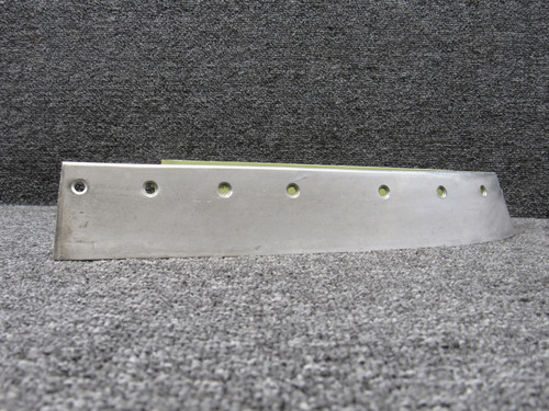 186A3002-902 Boeing 737-800 Retainer