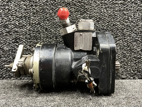 60-389000-3 Lycoming TIO-541-E1C4 Woodward 210556 Propeller Governor