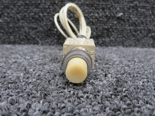 OAK672 Oak Push Switch