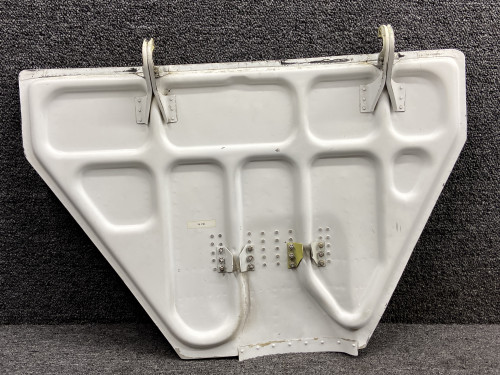 35-815055-204 Beechcraft B60 Outboard Main Gear Door Assembly LH