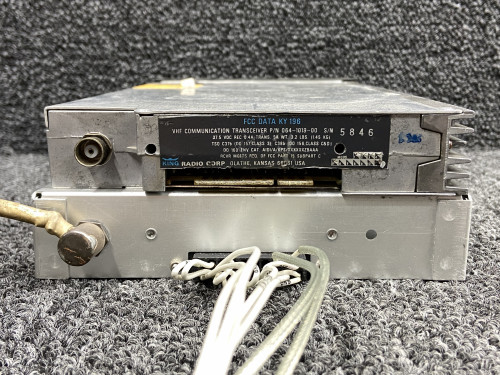 064-1019-00 King Radio KY-196 VHF Communication Transceiver w Tray & Mods (28V)