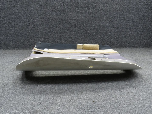 96981-010 Piper PA34 Cabin Door Assembly