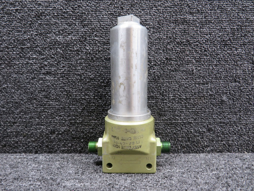 7551901 (Alt: 10-60595-1) Boeing 737-800 Fluid Pressure Filter Assembly