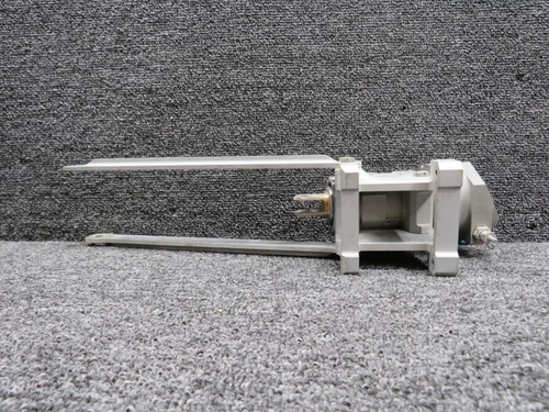 45A65513-31 (Alt: 45AS61021-5) Mitsubishi Flap Cylinder