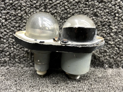 30-0530-5 Grimes Dual Vertical Tail-Light Assembly