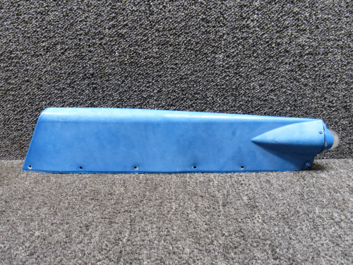 0431013-1-791 Cessna 150H Rudder Tip Assembly with Light