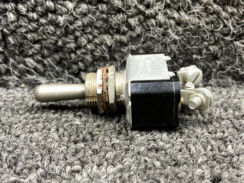 MS35058-27 (Alt: 8812K14) Beechcraft B60 Three Position Reset Switch
