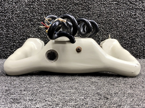 60-524162-607 Beechcraft B60 Pilot Control Wheel Assembly with Accessories