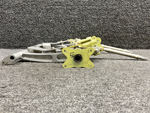 60-524028-1, 50-524326-17 Beech B60 Rudder Pedal Assembly w Arms & Supports