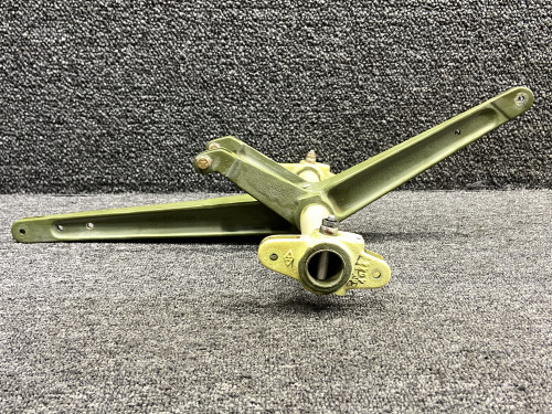 60-524043-3, 60-524044-1 Beechcraft B60 Aft Elevator Bellcrank Assembly w Arm