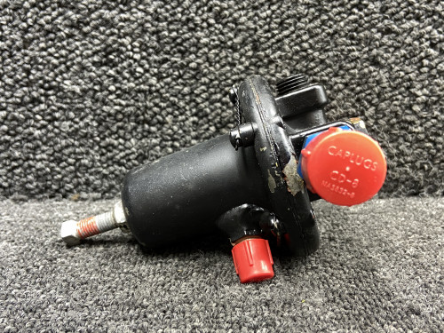 50-324377-13 (Use: 50-324377-15) Fisher L10-74 Instrument Regulator Valve Assy