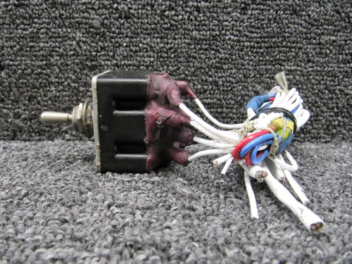 4TL1-7 (Alt: MS24525-27) Microswitch Toggle Switch