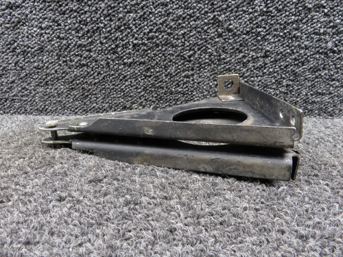 5565608-7 Cessna 500 Rudder Pedal Support Bracket Assembly