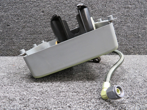 232A8110-18, 232A4440-2 Boeing 737-800 Oxygen Mask Holder Assembly