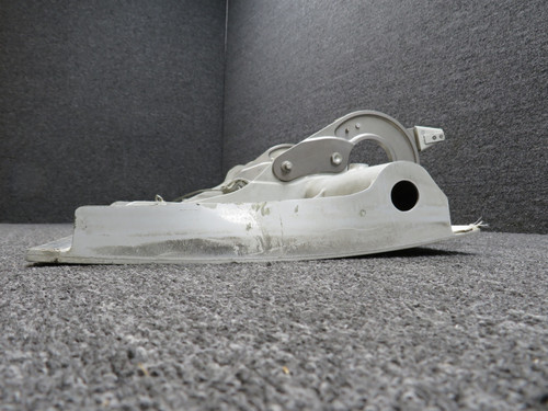 114A1110-12 Boeing 737-800 Bull Nose Krueger Flap Assembly