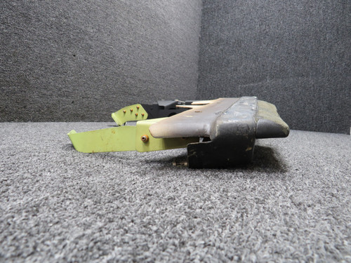 233A8201-1 Boeing 737-800 Cockpit Glareshield