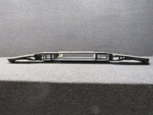 233A8201-1 Boeing 737-800 Cockpit Glareshield