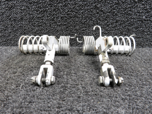 101-810019-7 Beechcraft KA-200 MLG Door Actuator Link Assembly Set LH & RH