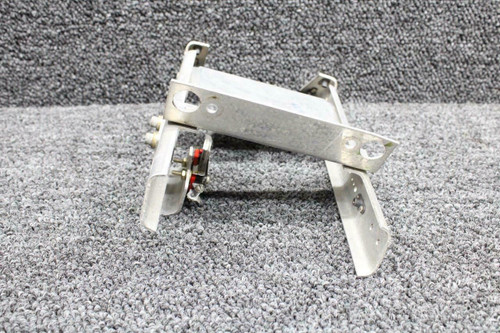 96054-000 Piper PA34-200 Engine Cockpit Control Mount Assembly